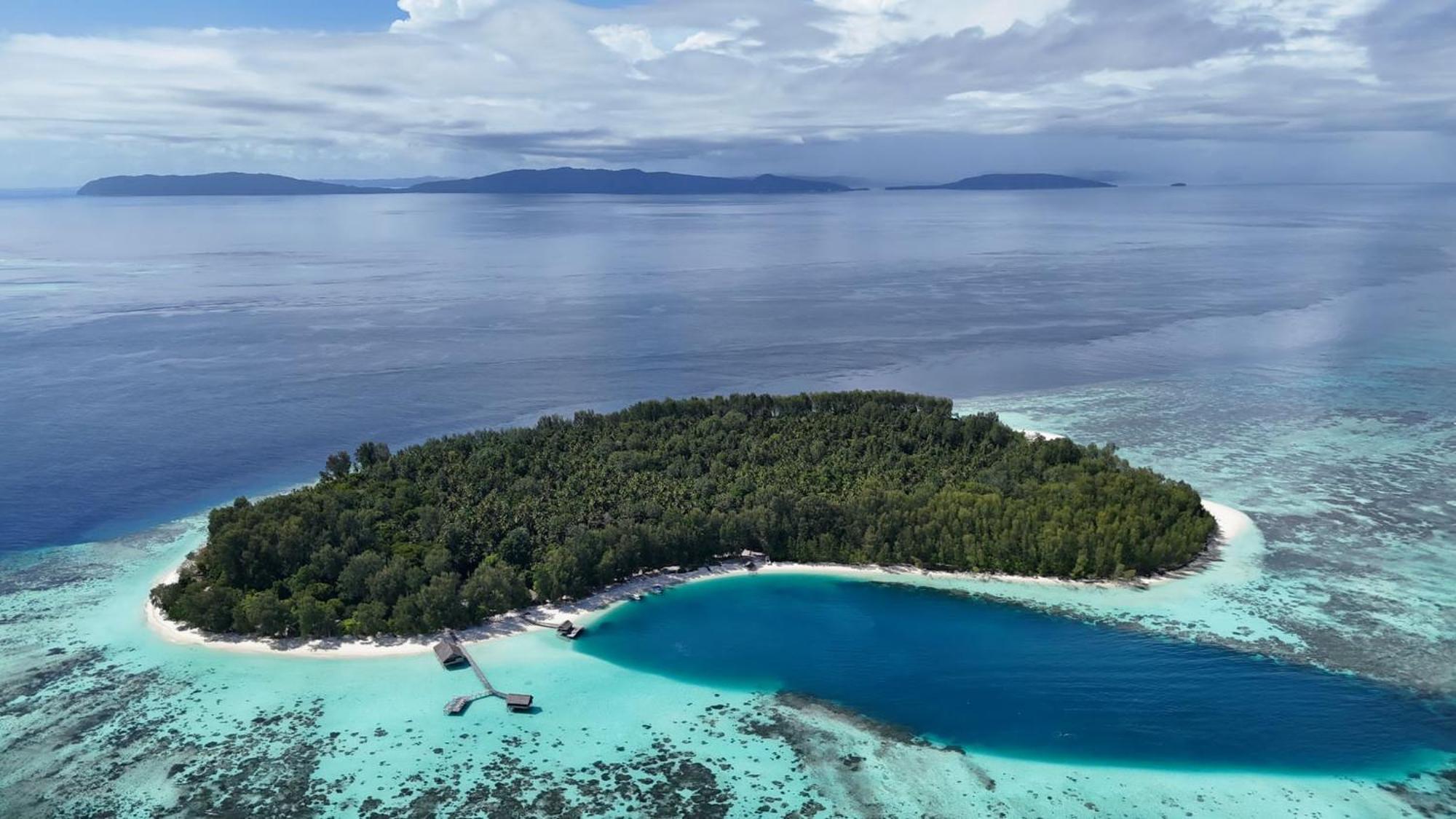 Wai Resort - Raja Ampat Pulau Birie Екстер'єр фото